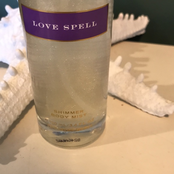 Victoria’s Secret Love Spell Shimmer Body Mist. New with tag, Glass bottle. - Picture 9 of 12